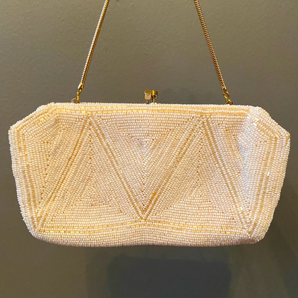 Vintage cream beaded clutch